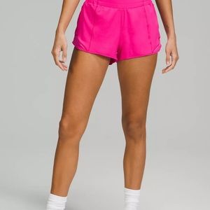 Lululemon Hotty Hot High-Rise Lined Short 2.5" in Sonic Pink